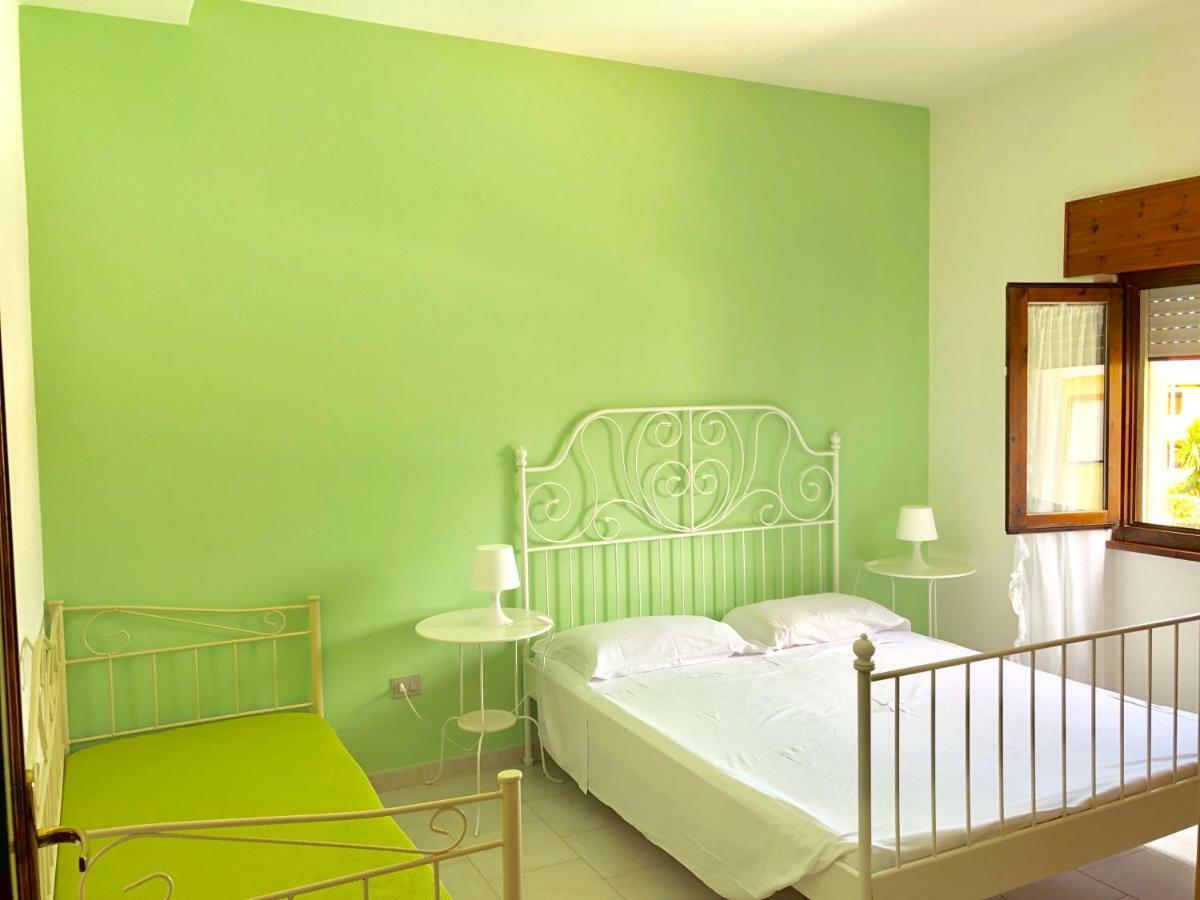 Apartment Maria Tergu Екстер'єр фото